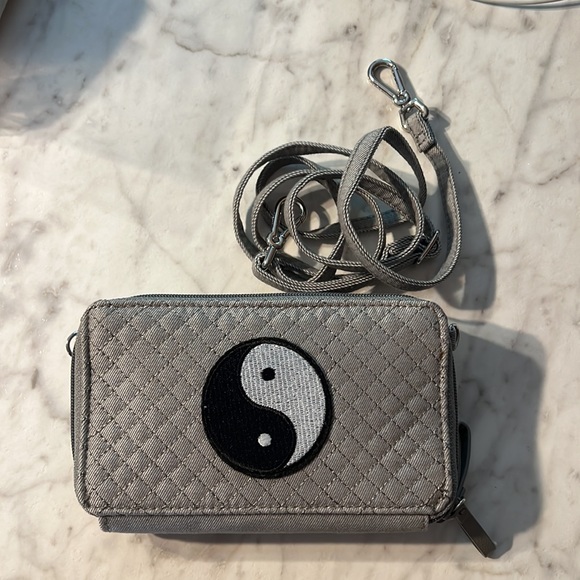 Vera Bradley Iconic RFID All in One Crossbody Gray Denim Yin Yang - Picture 11 of 12